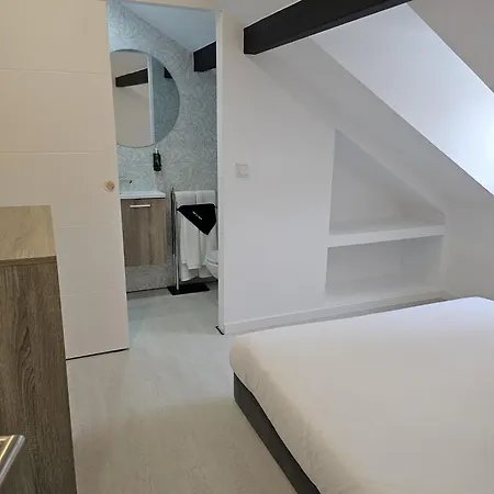 Dotejo Casa בית הארחה 3*
