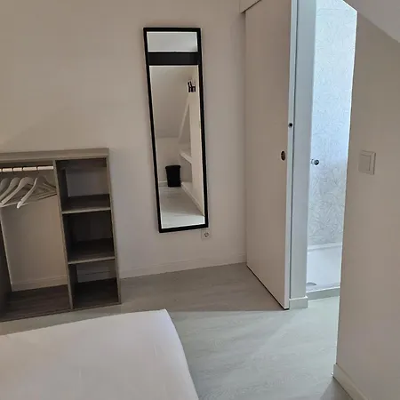 Dotejo Casa בית הארחה 3*