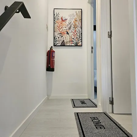 ゲストハウス Dotejo Casa アルマダ