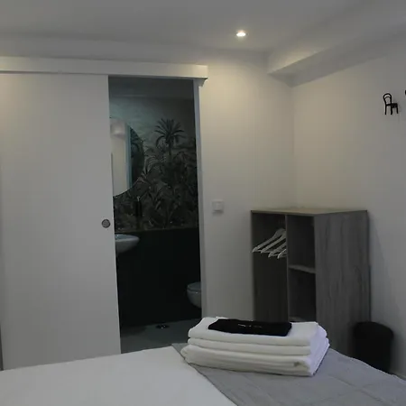 בית הארחה Dotejo Casa 3*
