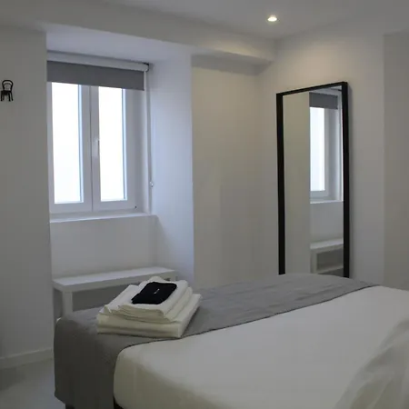 Dotejo Casa 3* אלמאדה